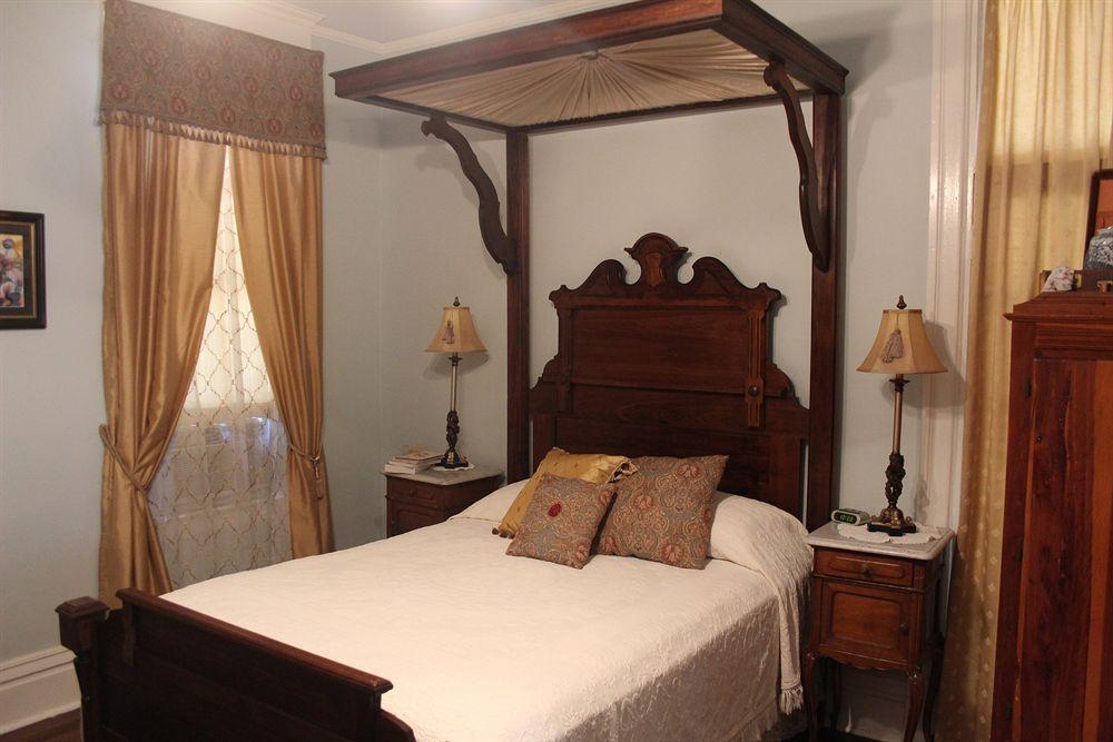 Bisland House Bed And Breakfast Натчез Екстер'єр фото