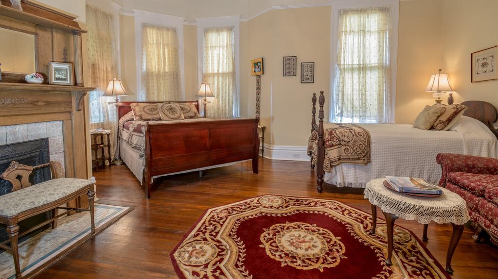 Bisland House Bed And Breakfast Натчез Екстер'єр фото