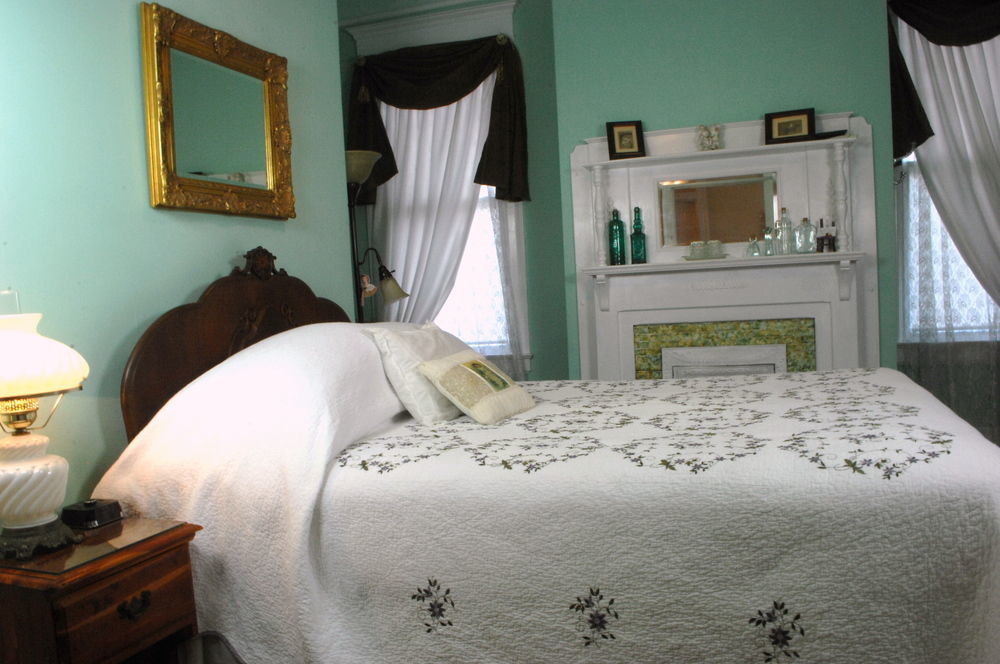 Bisland House Bed And Breakfast Натчез Екстер'єр фото