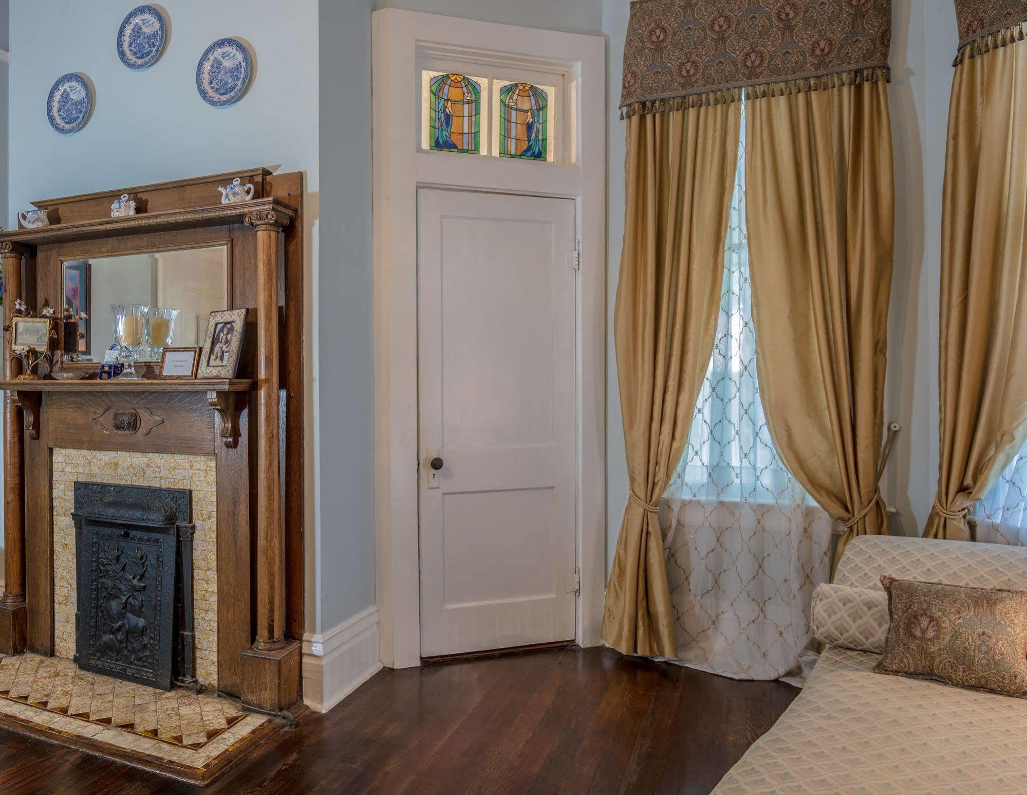Bisland House Bed And Breakfast Натчез Екстер'єр фото