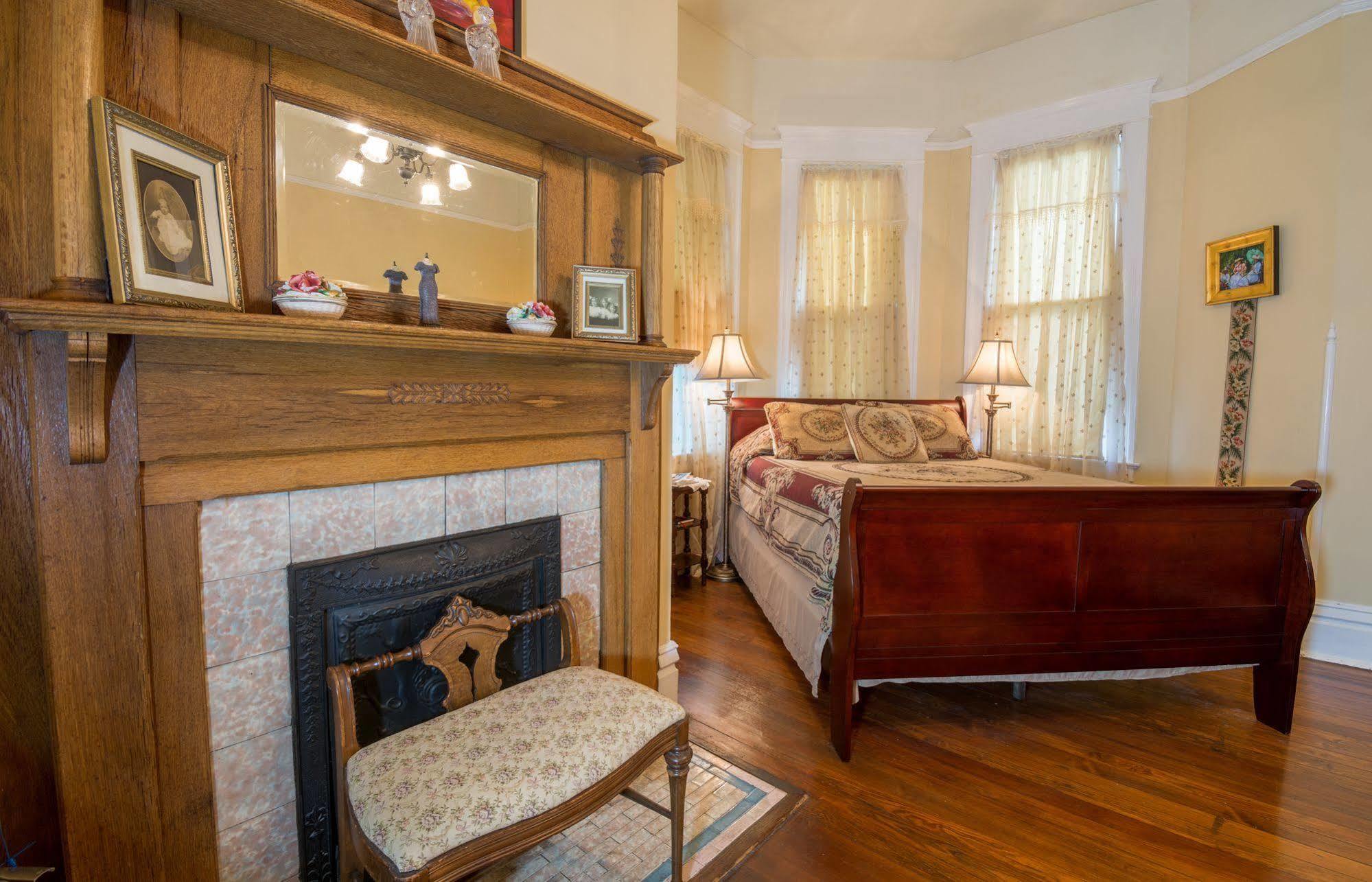 Bisland House Bed And Breakfast Натчез Екстер'єр фото